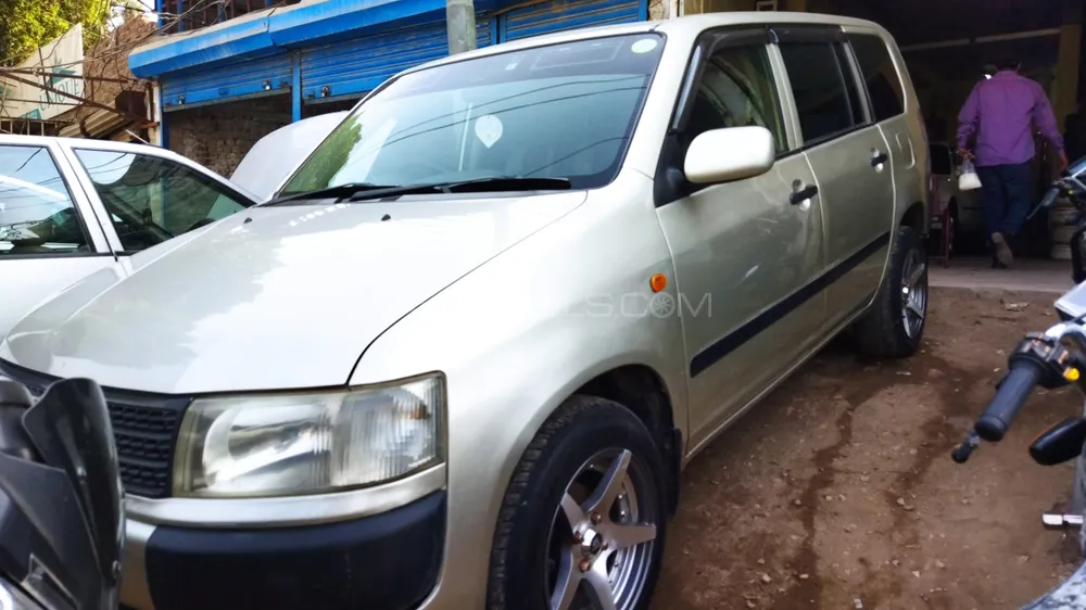 Toyota Probox 2006 for Sale in Hyderabad Image-1