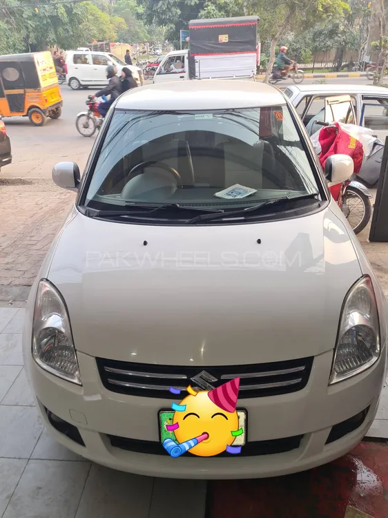 Suzuki Swift DLX Automatic 1.3 2017 for sale in Lahore PakWheels