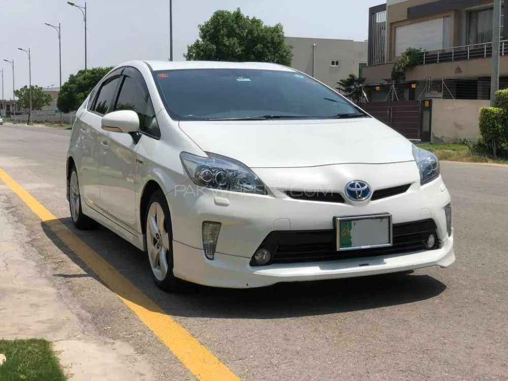 Toyota Prius G Touring Selection Leather Package 18 2012 For Sale In Lahore Pakwheels 2833