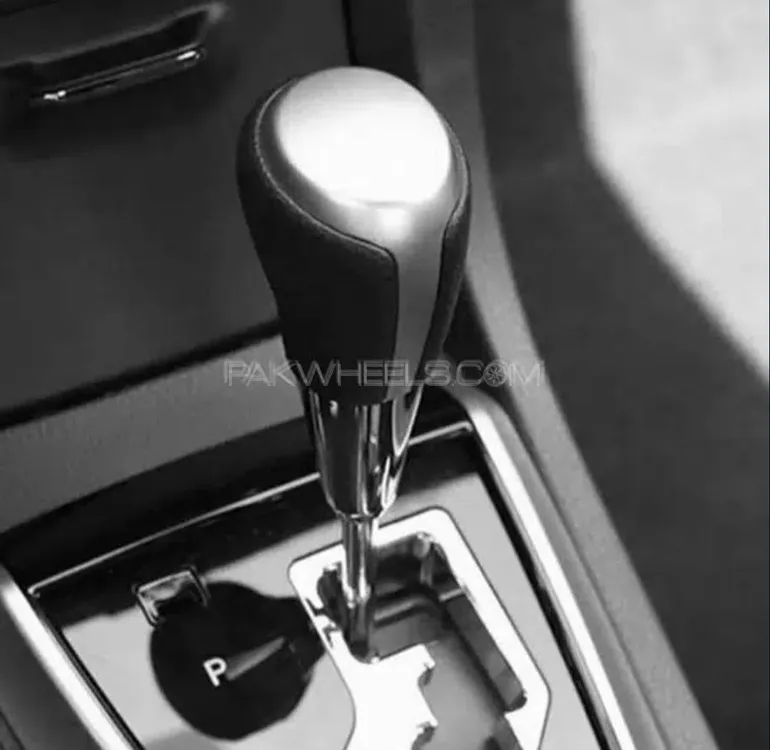 Toyota Corolla Grande Style Gear Knob Image-1