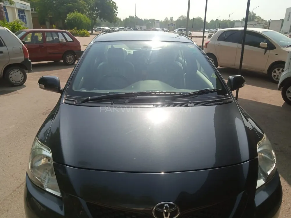 Toyota Belta 2015 for Sale in Karachi Image-1
