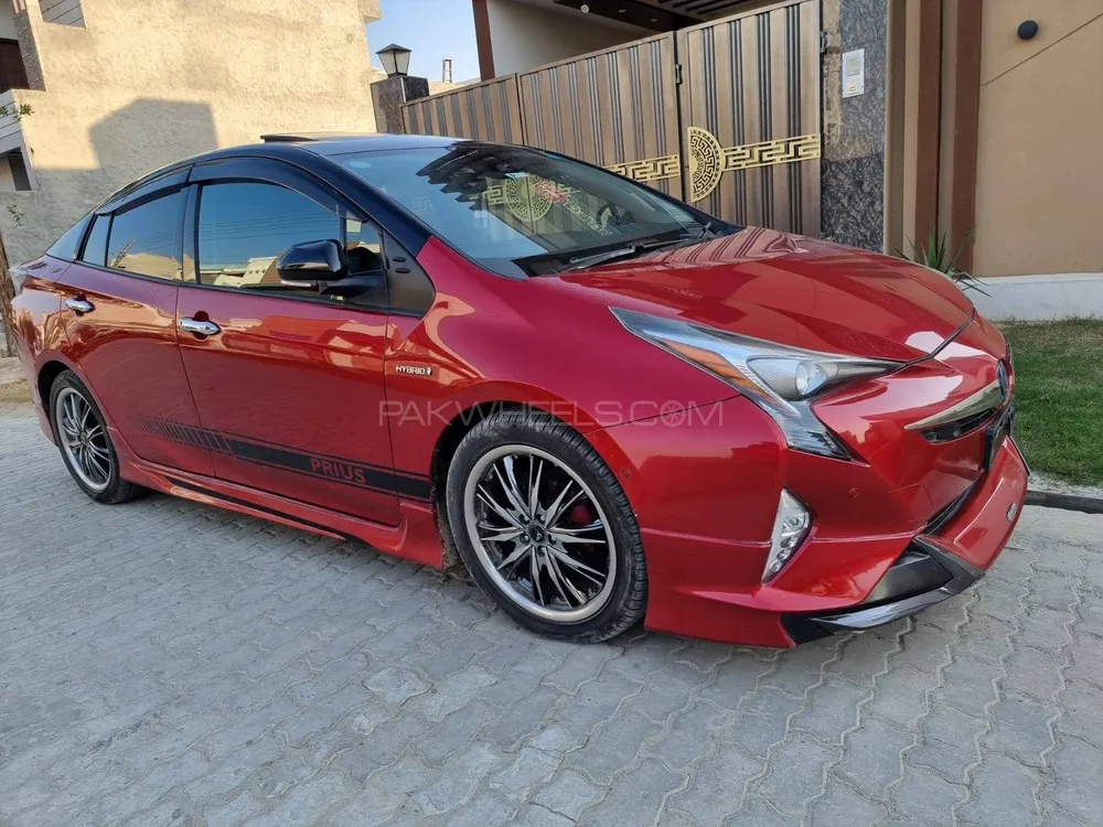 Toyota Prius A Premium Touring Selection 2016 For Sale In Lahore Pakwheels 4479