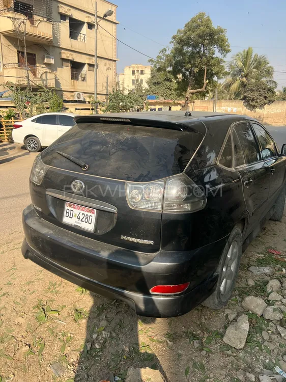 Toyota Harrier 2004 for Sale in Karachi Image-1