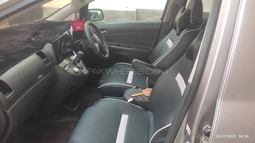 Toyota Wish 2006 for Sale in Karachi Image-1