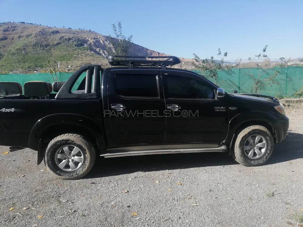 Toyota Hilux 2005 for sale in Abbottabad