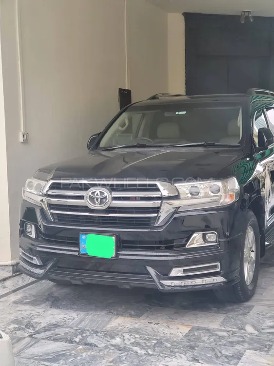 Toyota Land Cruiser 2015 for Sale in Islamabad Image-1