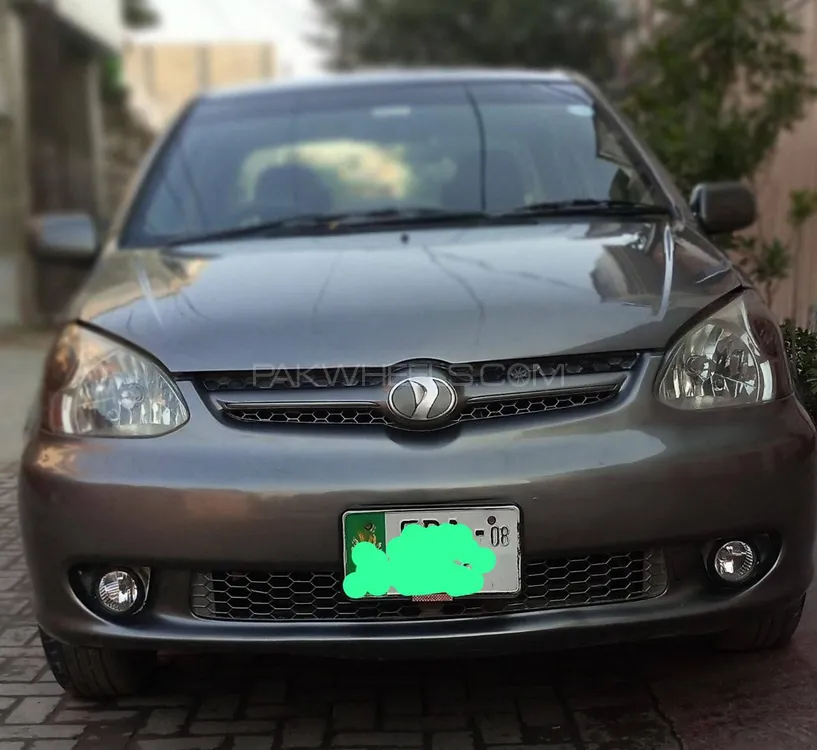 Toyota Platz 2005 for Sale in Faisalabad Image-1