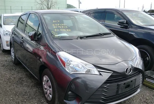 Toyota Vitz 2019 for Sale in Karachi Image-1