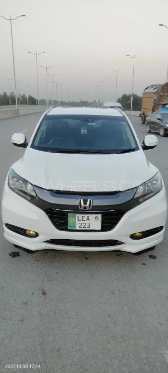 Honda Vezel 2015 for Sale in Peshawar Image-1