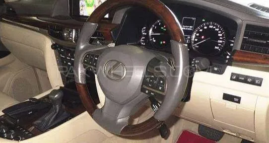 Lexus LX Series 2017 for Sale in Islamabad Lexus LX Series 2017 for Sale in Islamabad Image-4