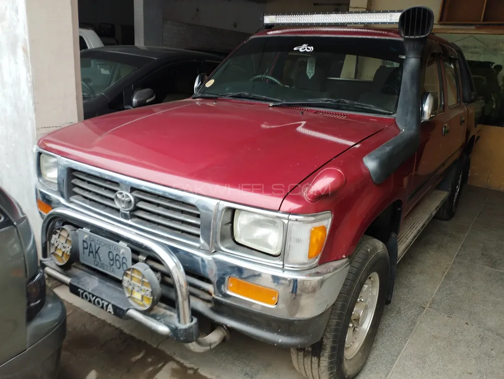 Toyota Hilux Double Cab 1992 for sale in Multan | PakWheels