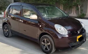 Toyota Passo + Hana 1.0 2011 for Sale