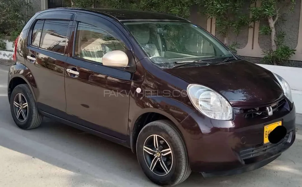 Toyota Passo 2011 for Sale in Karachi Image-1