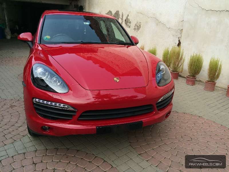Porsche Cayenne 2013 for Sale in Lahore Image-1