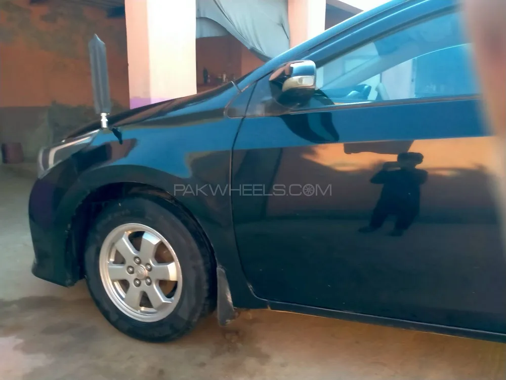 Toyota Corolla 2015 for Sale in Bahawalpur Image-1