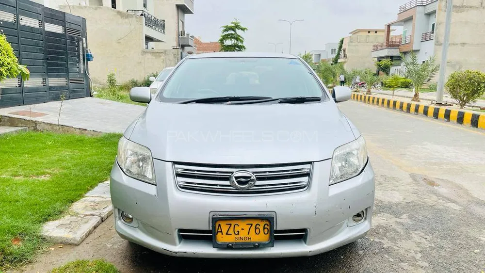 Toyota Corolla Axio 2007 for Sale in Karachi Image-1