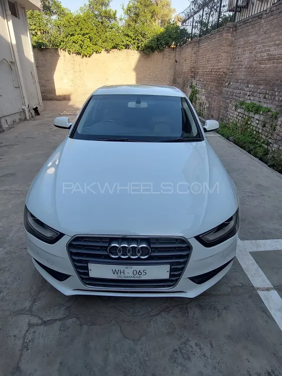 Audi A4 2012 for Sale in Peshawar Image-1