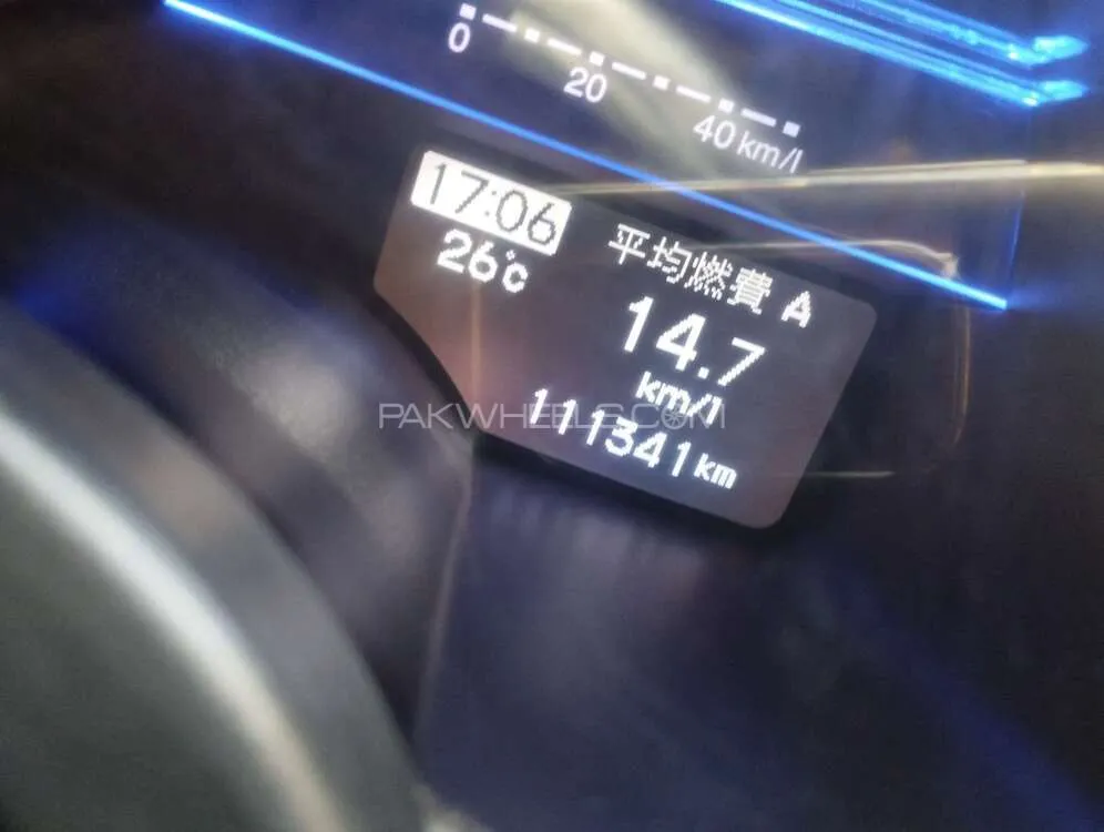 Honda CR-Z 2012 for Sale in Karachi Honda CR-Z 2012 for Sale in Karachi Image-9