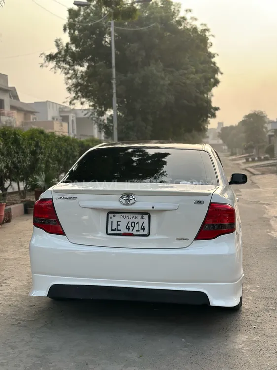 Toyota Corolla Axio 2008 for Sale in Faisalabad Image-1