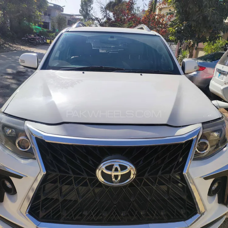 Toyota Fortuner 2015 for Sale in Islamabad Image-1