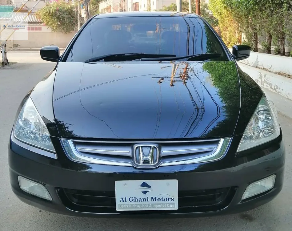 Honda Accord 2005 for Sale in Karachi Image-1