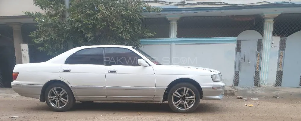 Toyota Crown 1994 for Sale in Karachi Image-1