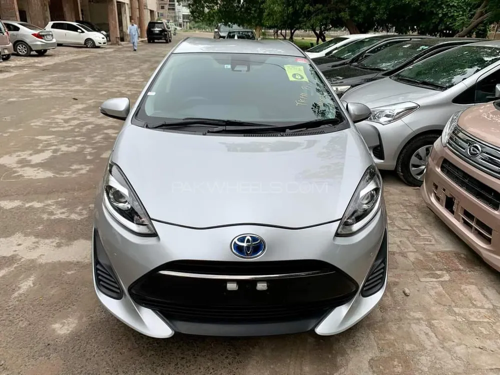 Toyota Aqua 2018 for Sale in Faisalabad Image-1