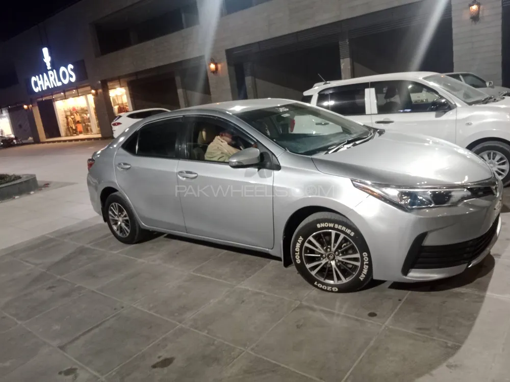Toyota Corolla 2016 for Sale in Gujranwala Image-1