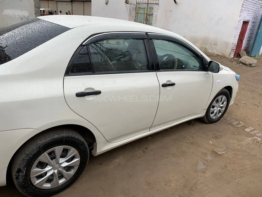 Toyota Corolla 2013 for Sale in Bannu Image-1