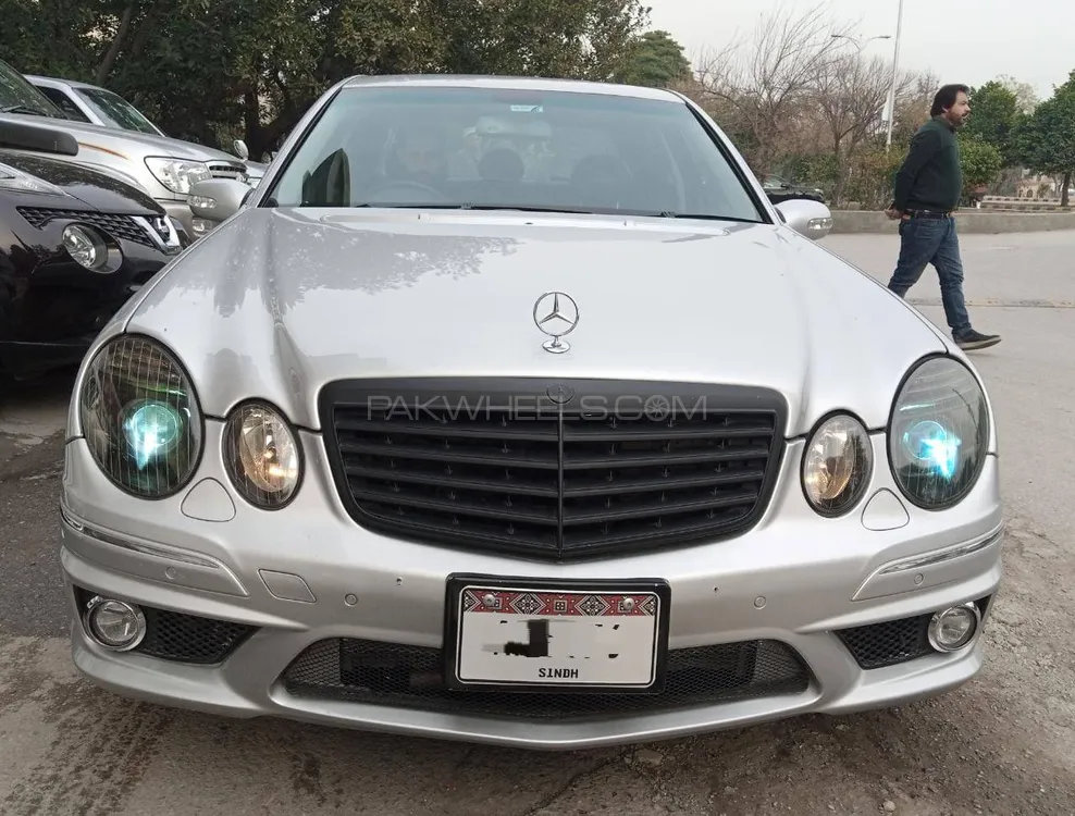 Mercedes Benz E Class 2005 for Sale in Islamabad Image-1