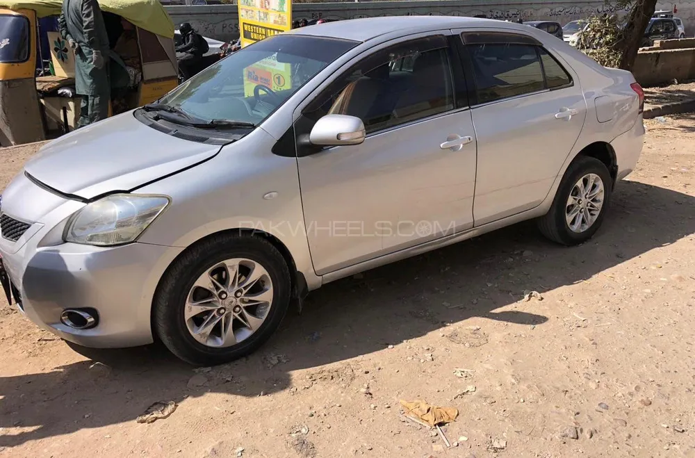Toyota Belta 2009 for Sale in Karachi Image-1