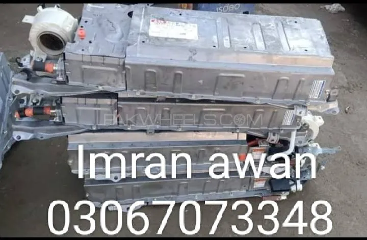 aqua.prius.alfa.axio.feilder battery and abs available Image-1