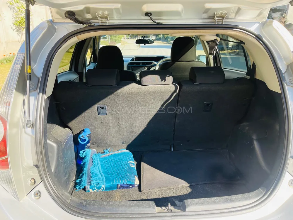 Toyota Aqua 2012 for Sale in Mardan Image-1