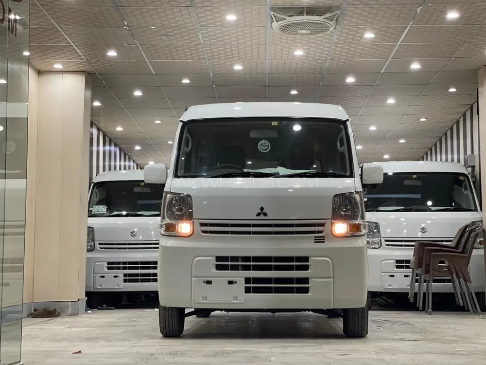 Mitsubishi Minicab 2017 for Sale in Gujranwala Image-1
