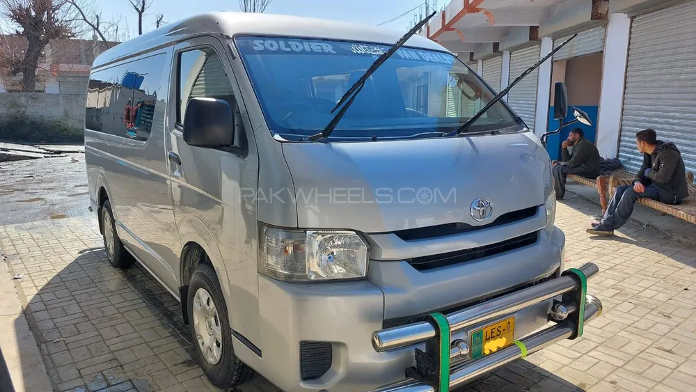 Toyota Hiace 2015 for Sale in Swabi Image-1