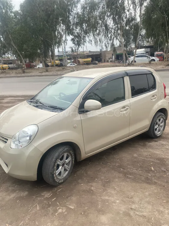 Toyota Passo 2010 for Sale in Peshawar Image-1