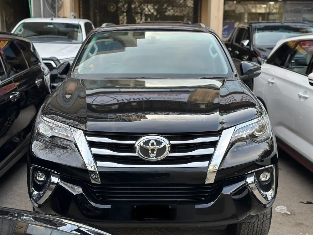 Toyota Fortuner 2021 for Sale in Islamabad Image-1