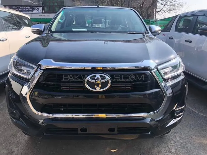 Toyota Hilux 2023 for Sale in Islamabad Image-1