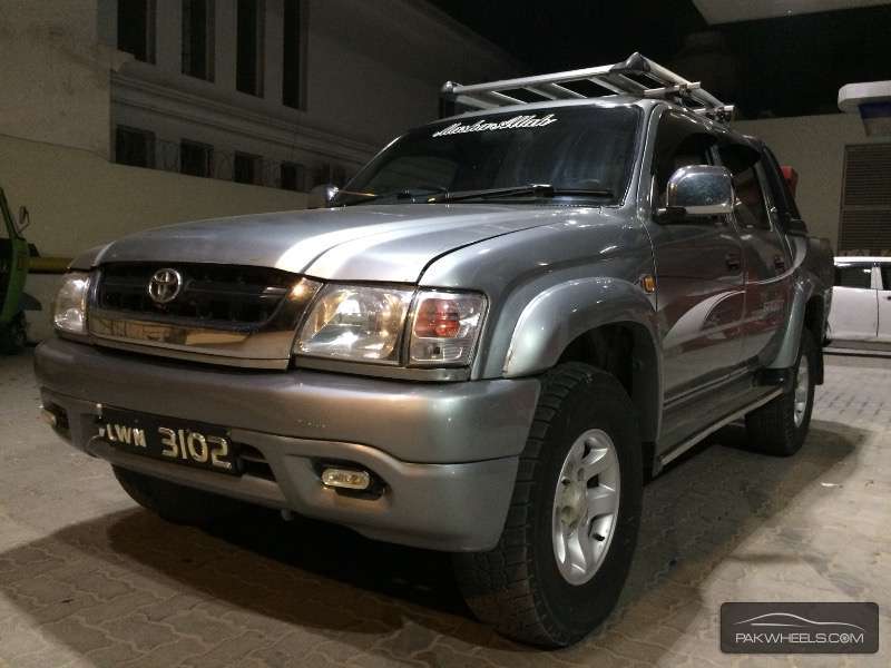 Toyota Hilux 2003 for Sale in Lahore Image-1