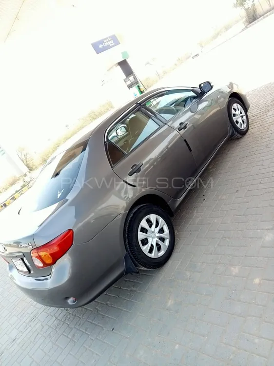 Toyota Corolla 2010 for Sale in Multan Image-1