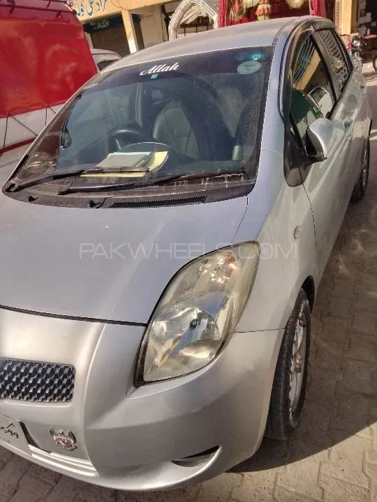 Toyota Vitz 2006 for Sale in Kohat Image-1