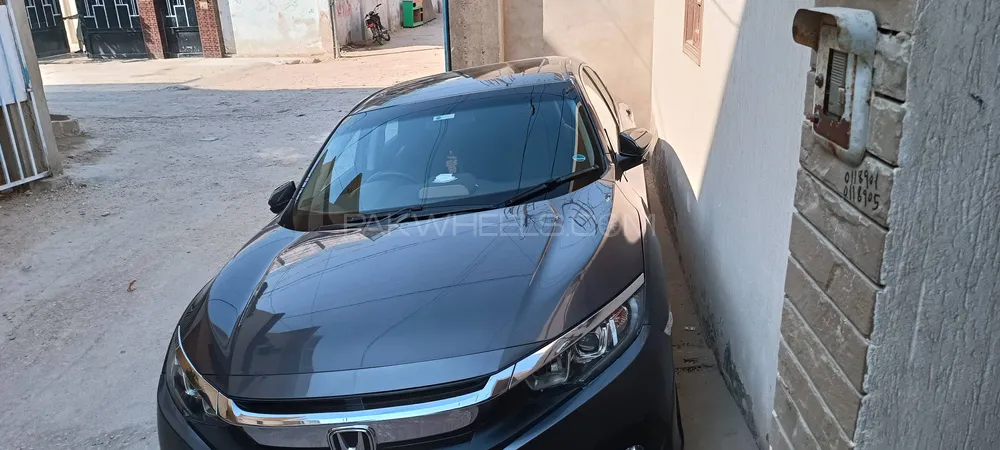 Honda Civic 2018 for Sale in Hyderabad Image-1