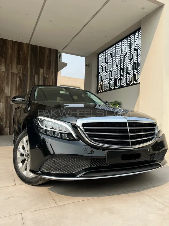 Mercedes Benz C Class 2019 for Sale in Lahore Image-1