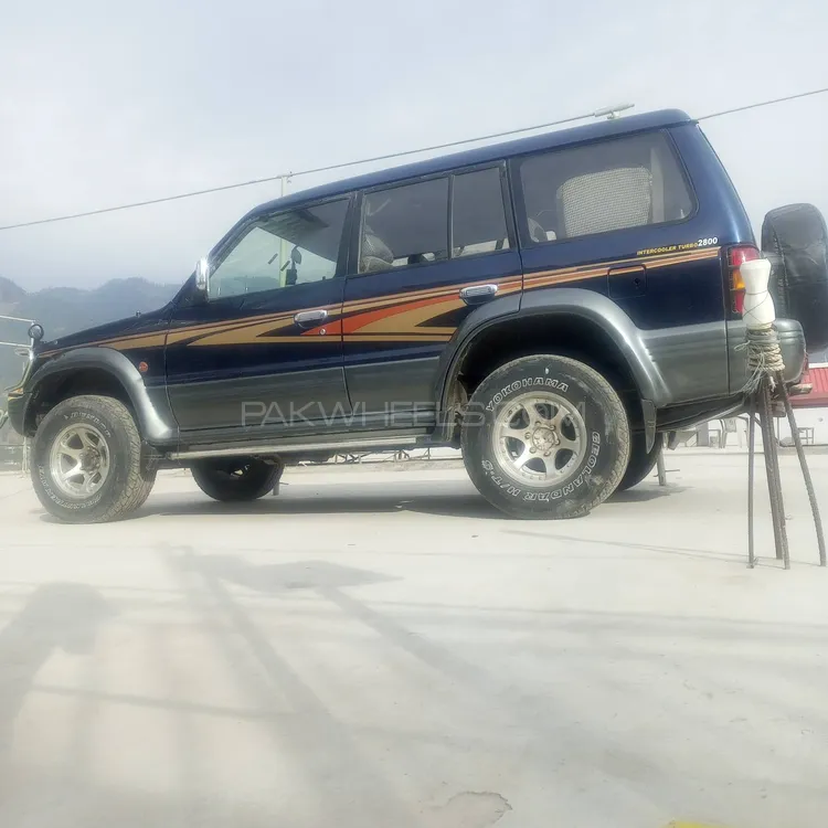 Mitsubishi Pajero 1992 for Sale in Rawalakot Image-1
