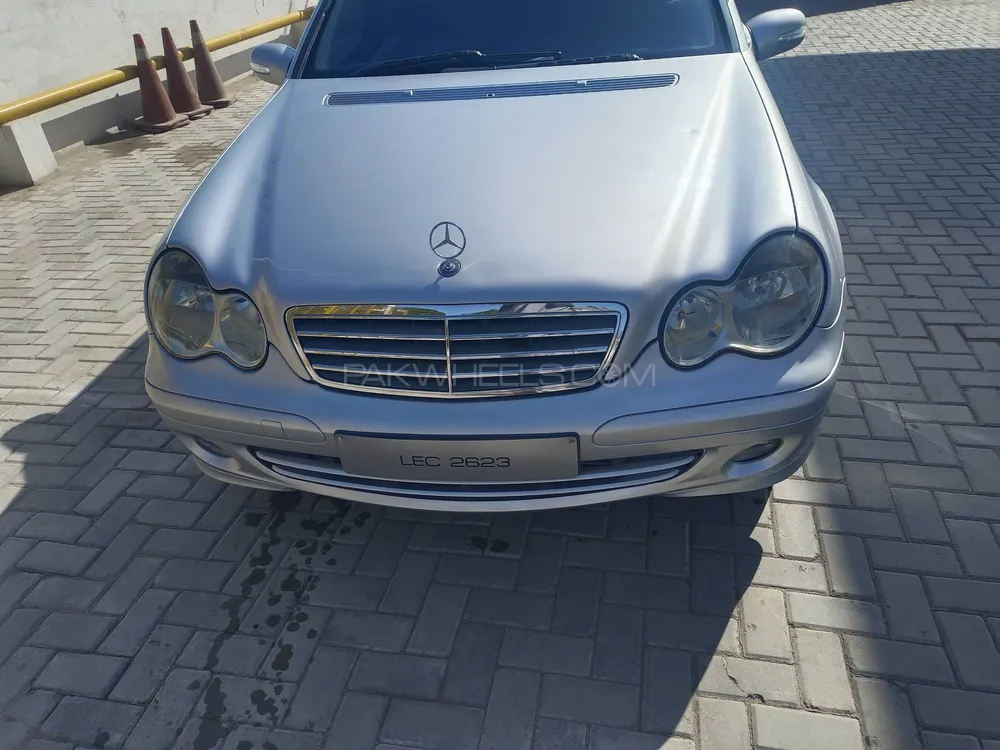 Mercedes Benz C Class 2005 for Sale in Rawalpindi Image-1