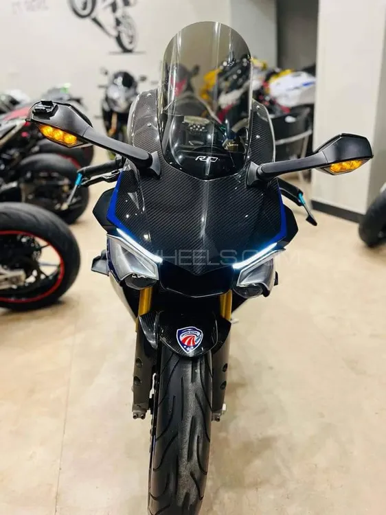 Yamaha YZF-R1 2018 for Sale Image-1