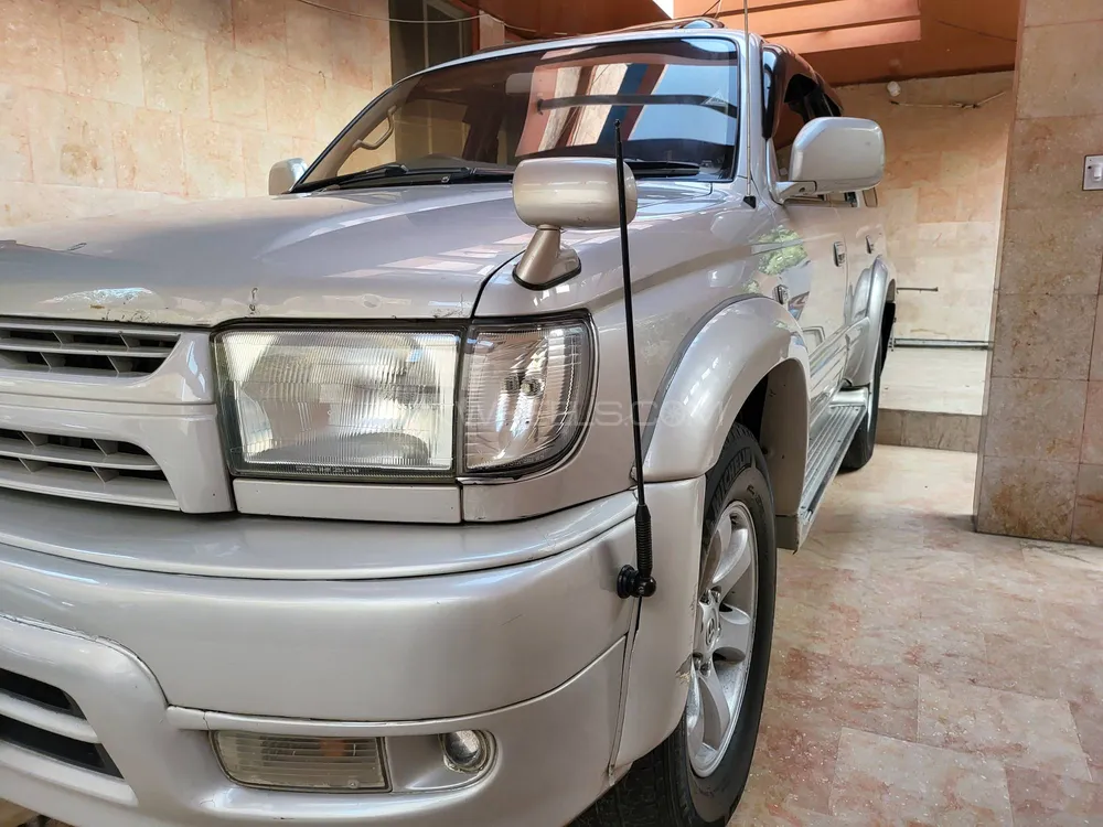 Toyota Surf 2000 for Sale in Karachi Image-1