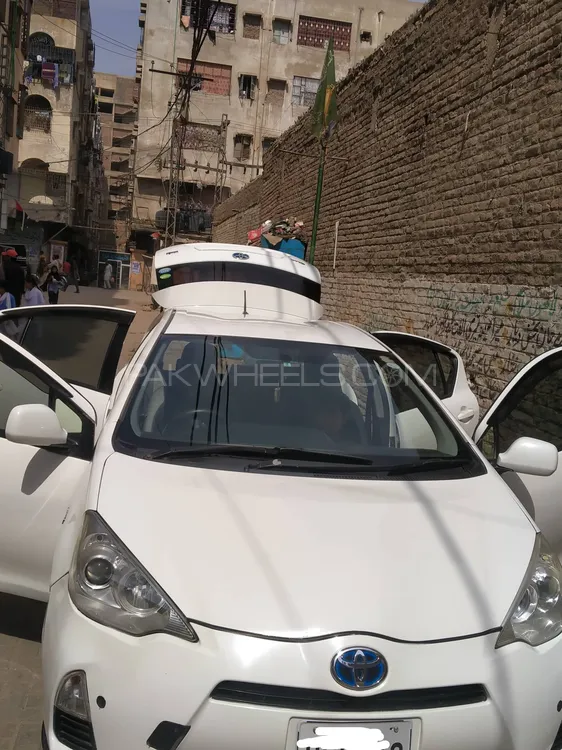Toyota Aqua 2013 for Sale in Hyderabad Image-1
