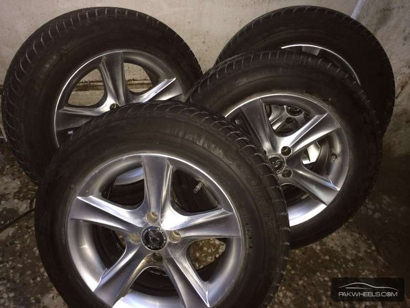 15 Inch Alloys and tyres For Sale Image-1