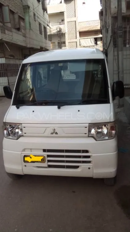Mitsubishi Minicab 2012 for Sale in Karachi Image-1